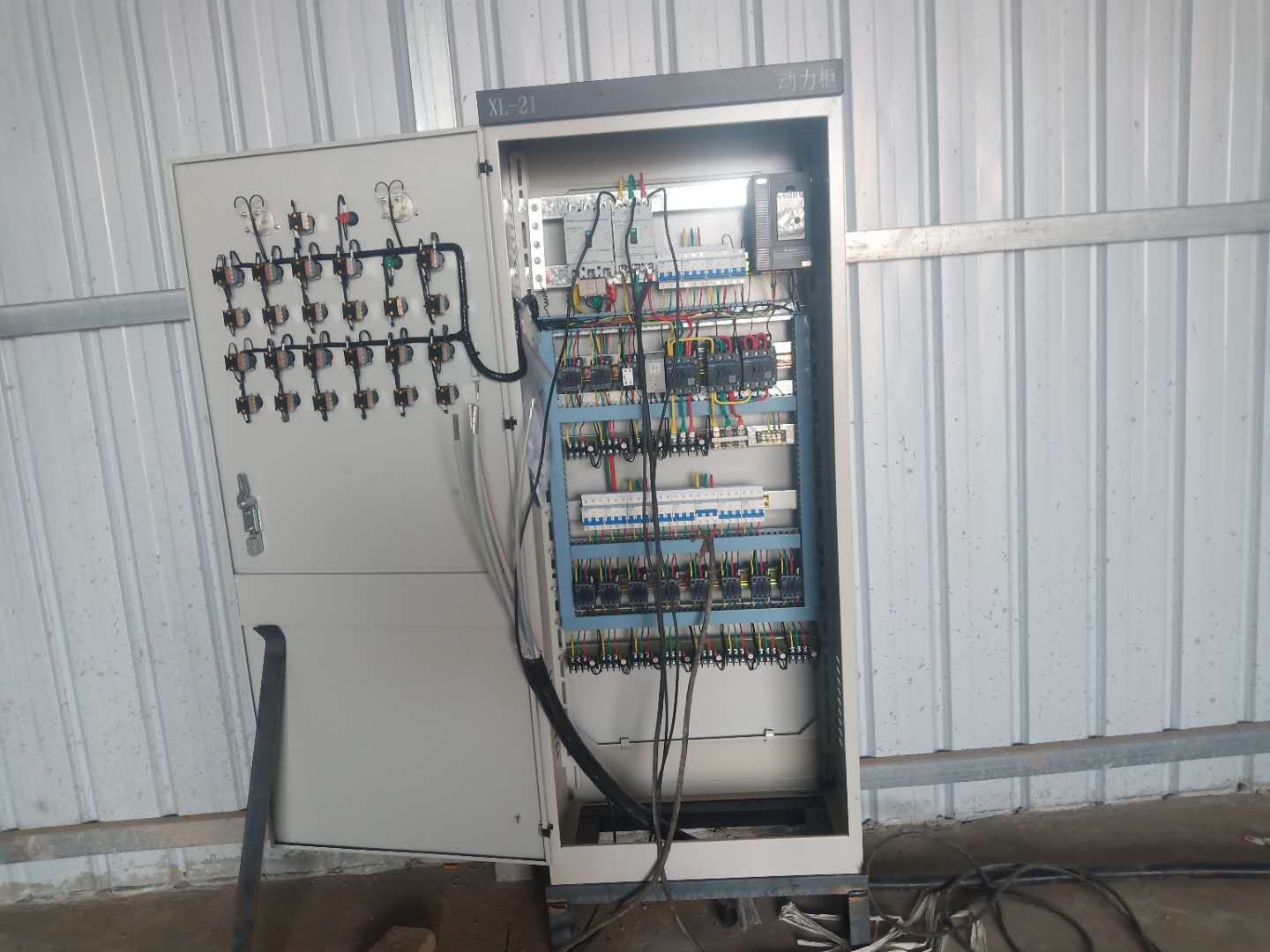Planning a fertilizer plant layout with drawings and calculations